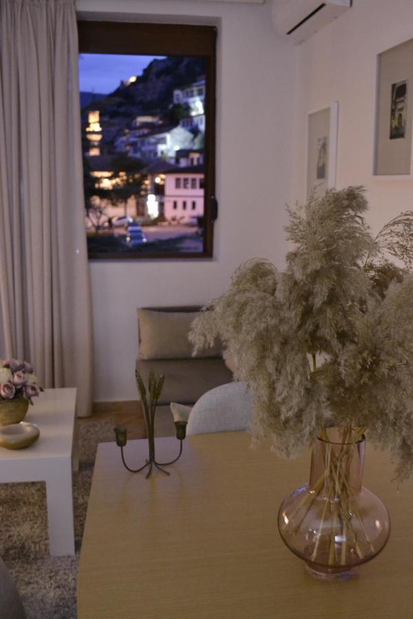 Aria Apartment เบราท ภายนอก รูปภาพ