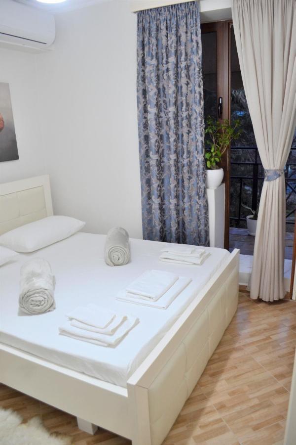 Aria Apartment เบราท ภายนอก รูปภาพ